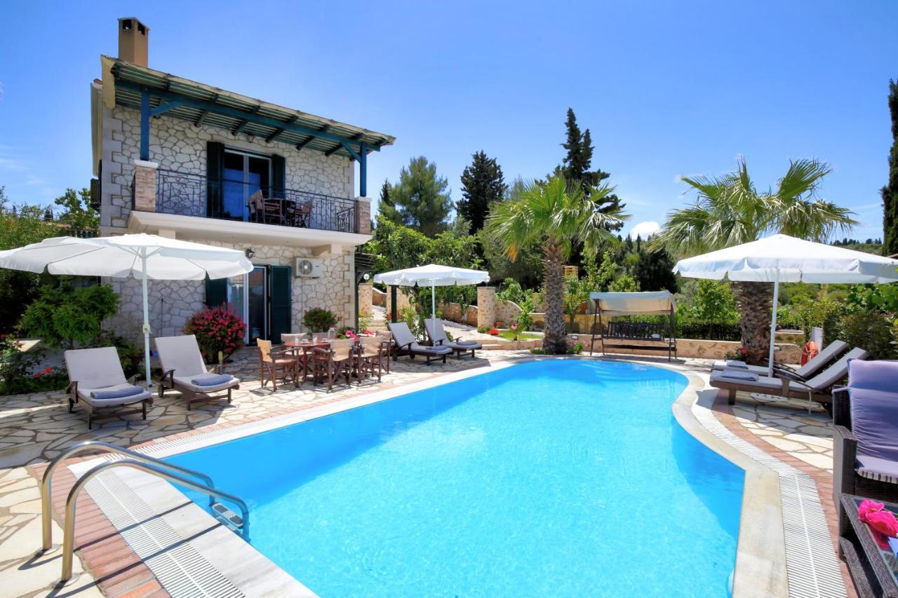 Villas Goudis Tsoukaládhes エクステリア 写真