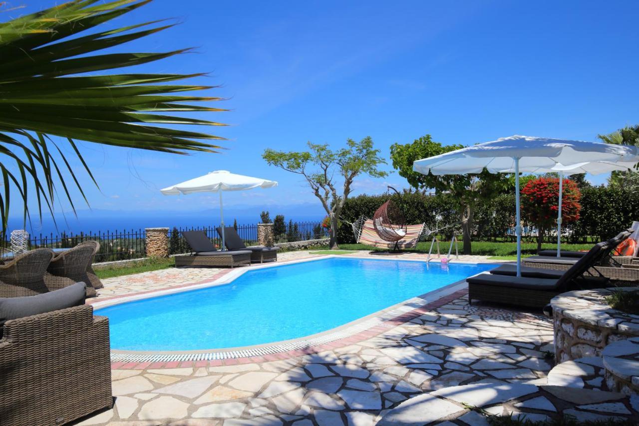 Villas Goudis Tsoukaládhes エクステリア 写真