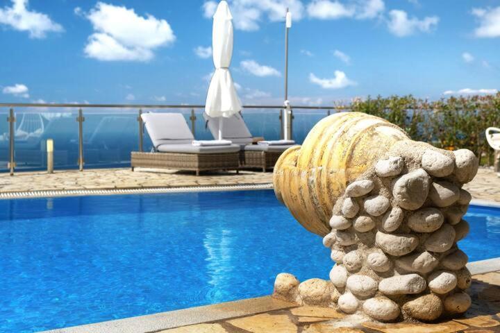 Villas Goudis Tsoukaládhes エクステリア 写真